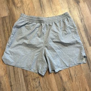 Men’s running shorts